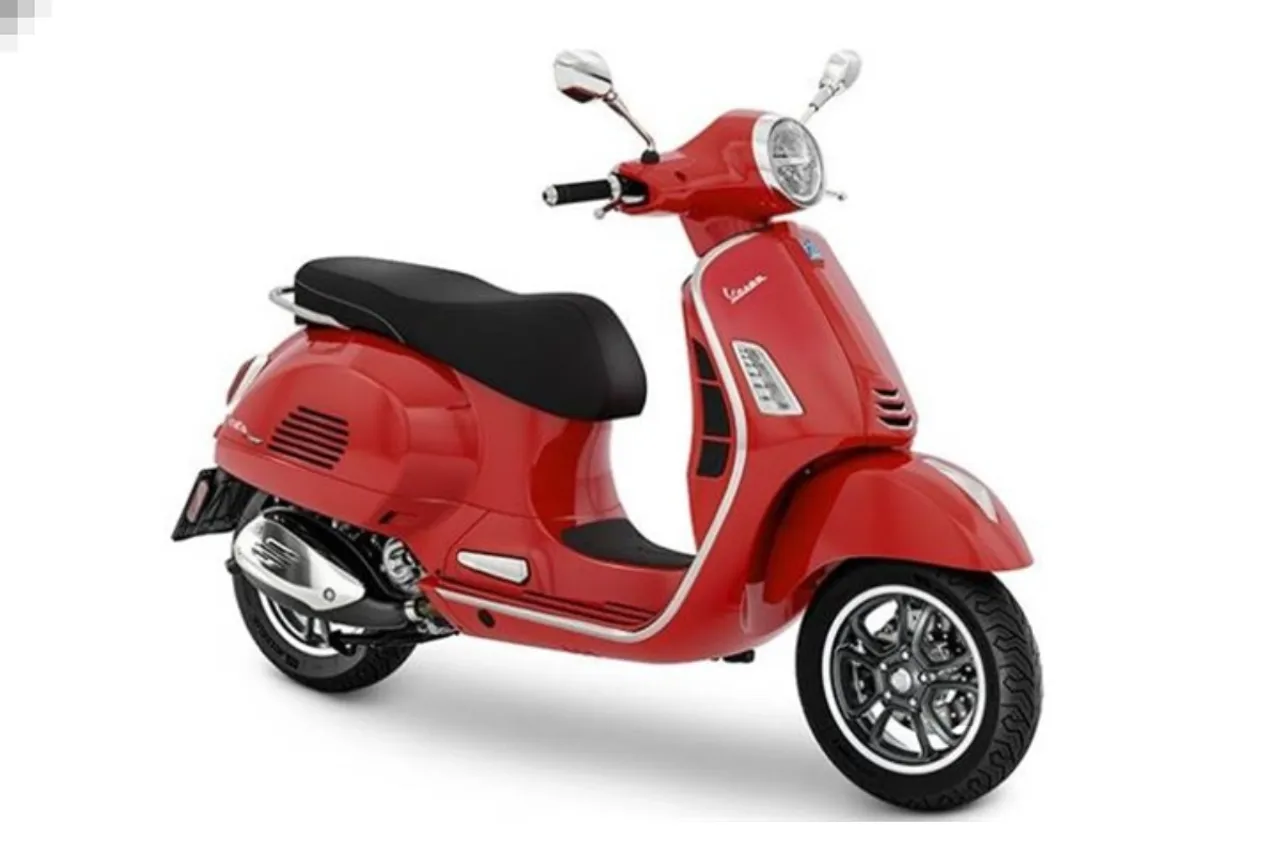 Vespa GTS Scooter