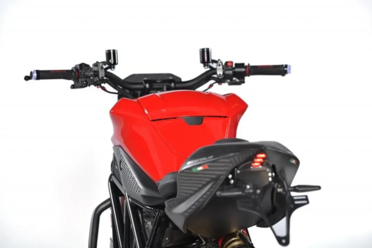 2023 E-Racer Bestial-e