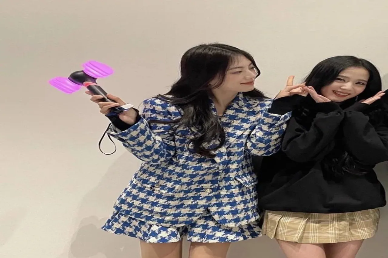 BLACKPINK Jisoo sister