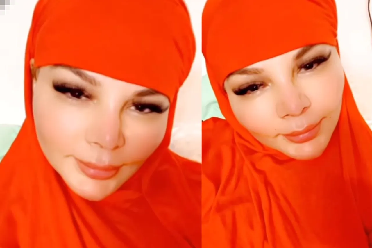 Rakhi Sawant in Hijab