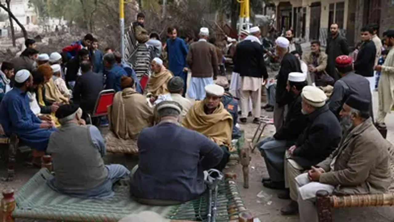 Pakistan mosque blast
