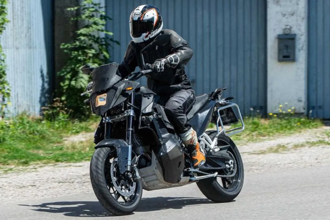 KTM 890 SMT