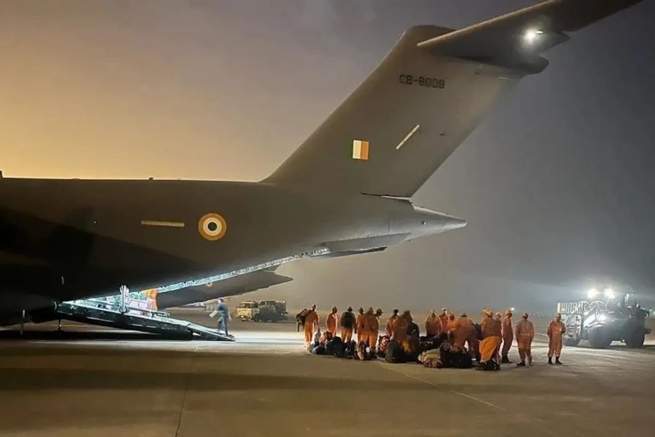 Pakistan denies airspace