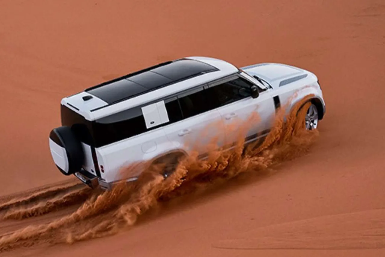 Land Rover Defender 130