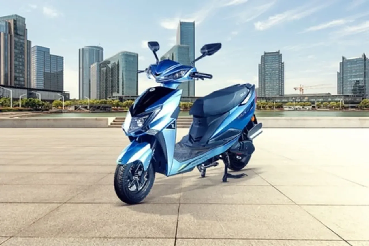Zelio Eeva EV Scooty