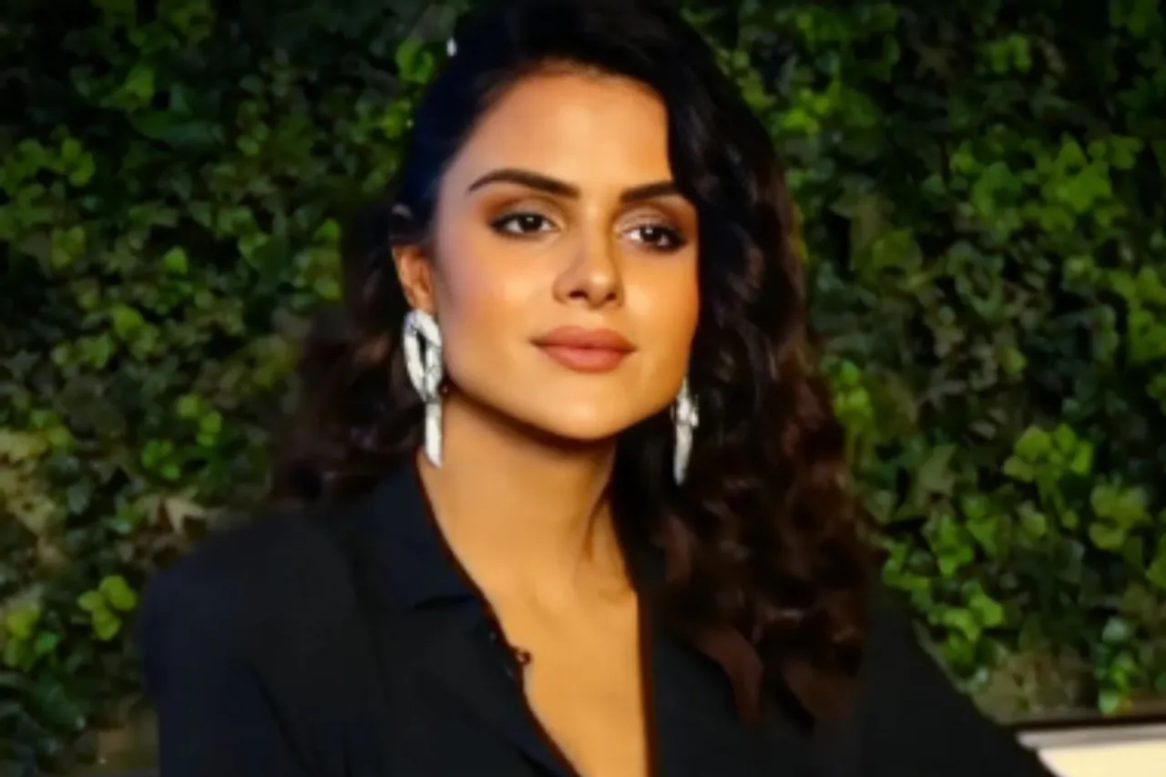 Priyanka Chahar Choudhary sister
