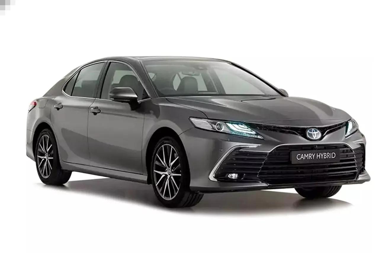 Toyota Camry: