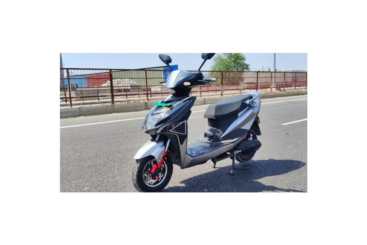 Elesco EV Scooty