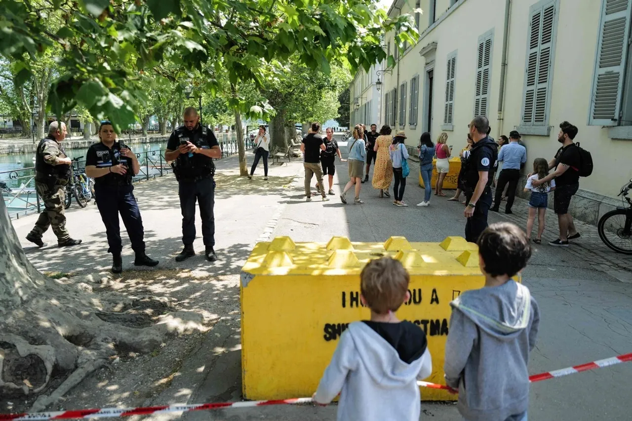 France stabbing