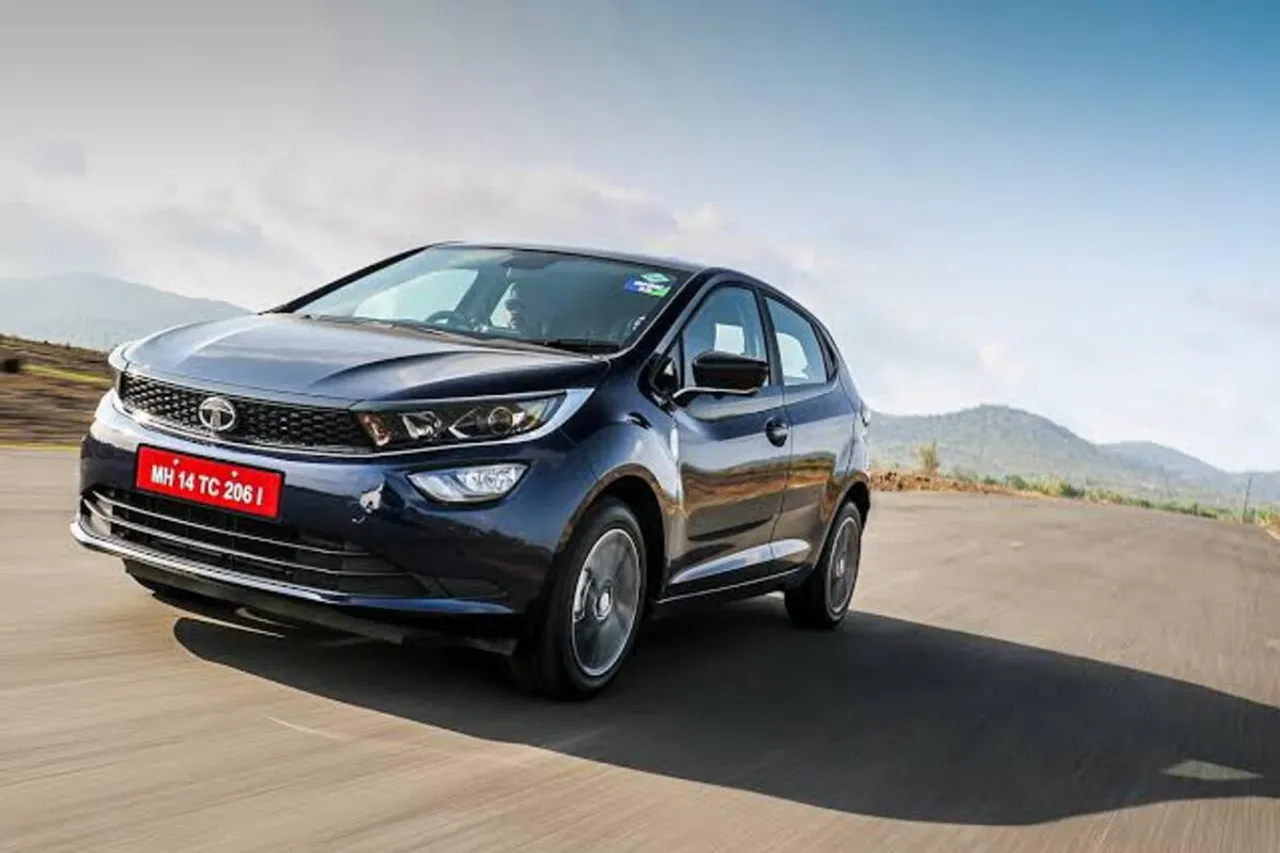 Tata Altroz XM