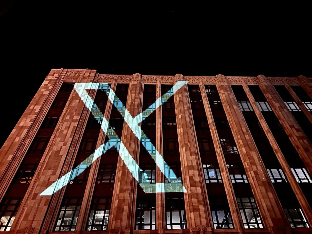 Twitter X Logo