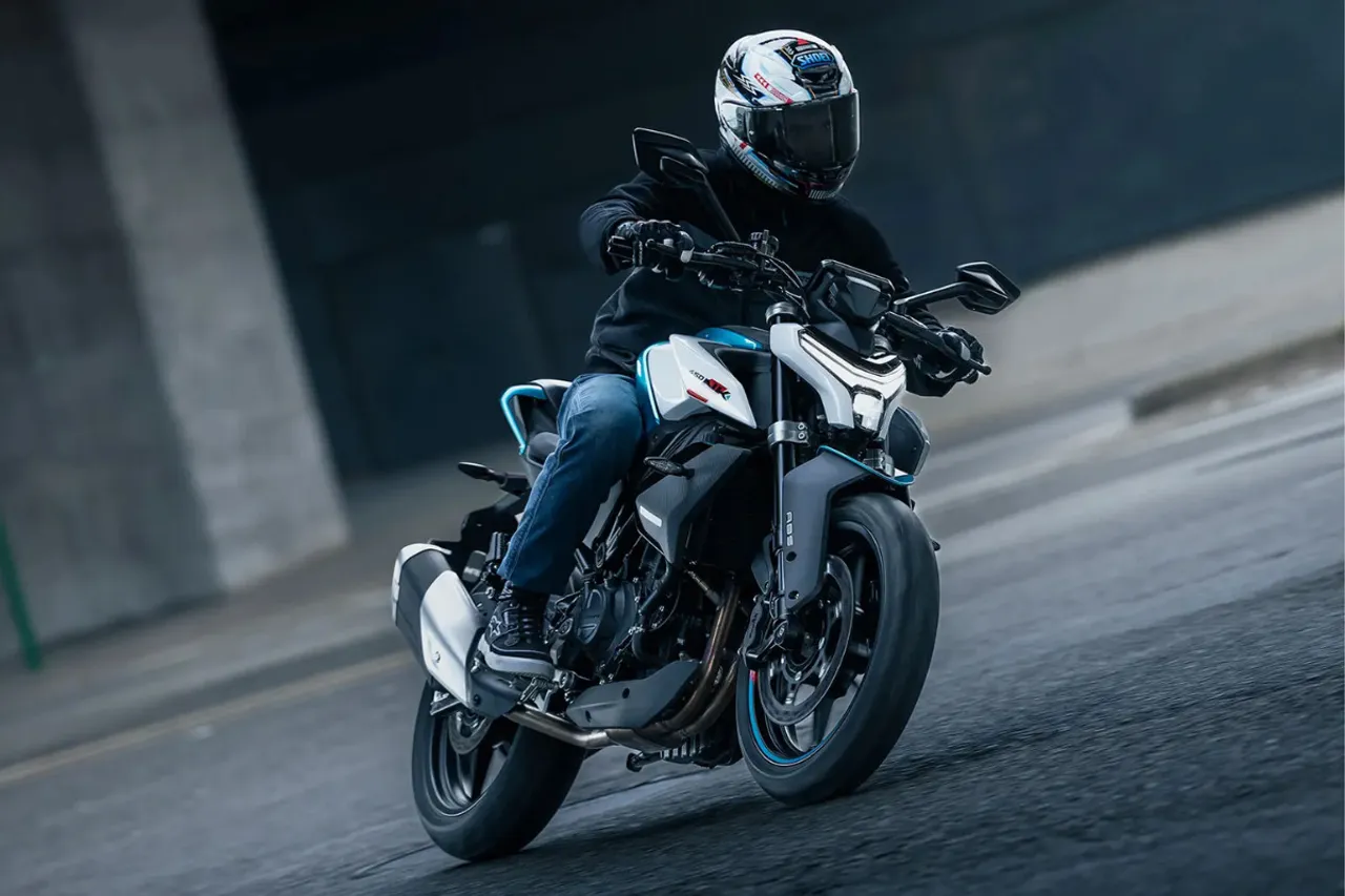 CFMOTO 450NK