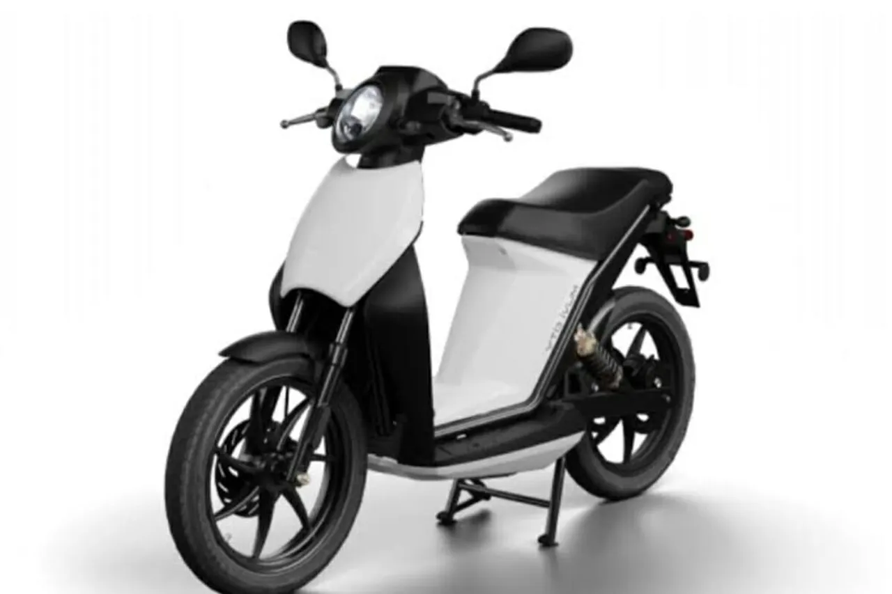 Acer MUVI 125 4G EV Scooty