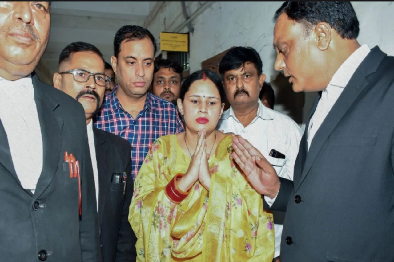 Tara Shahdeo Conversion Case