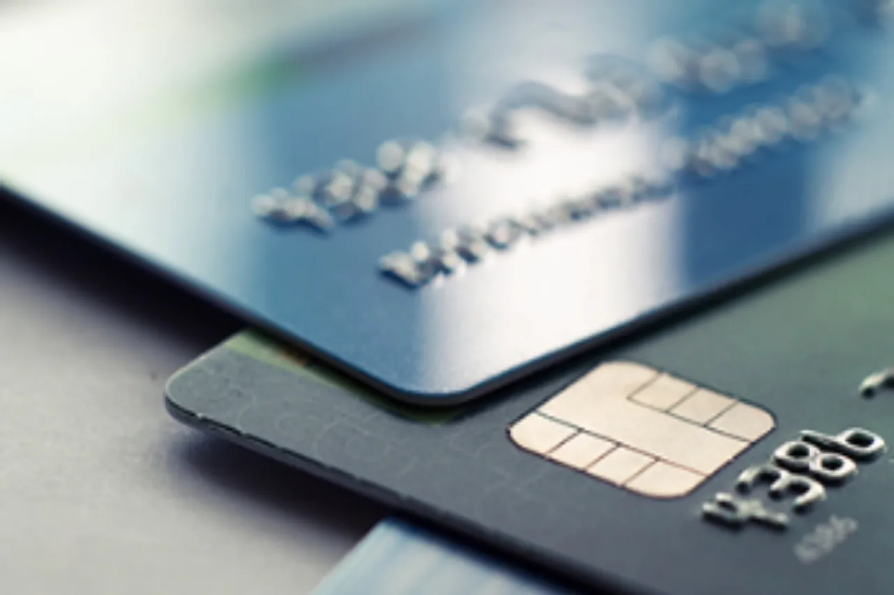 Debit Card vs Credit Card