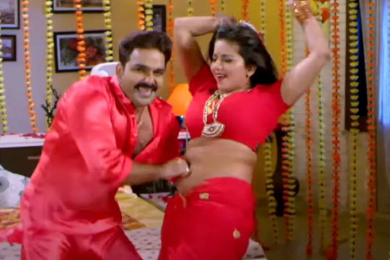 Pawan Singh and Monalisa