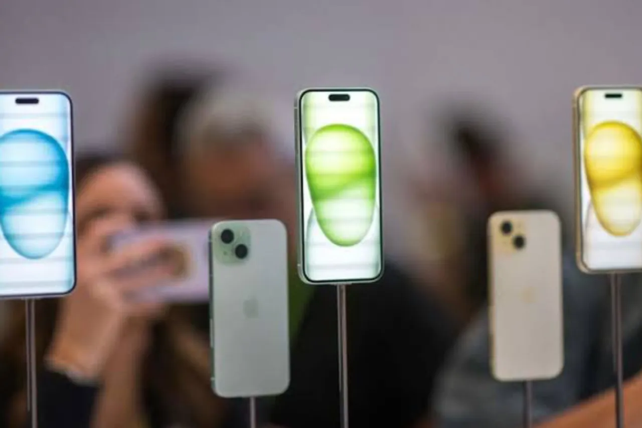 Apple iPhone 16