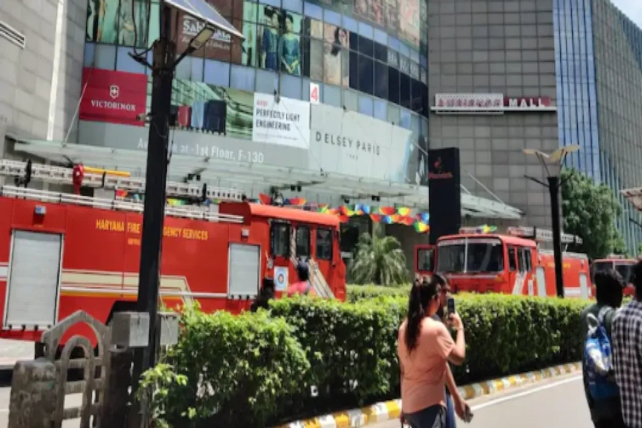 Noida Gurugram Bomb Scare