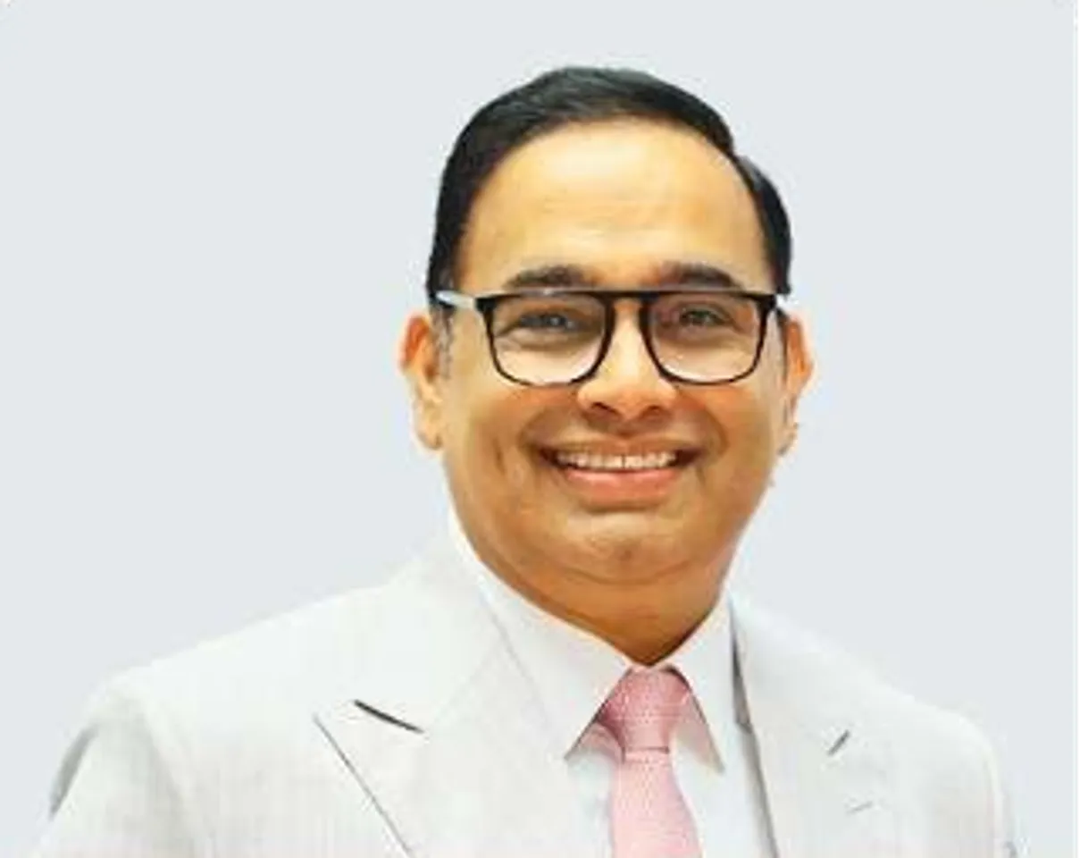 Manoj Joshi Image