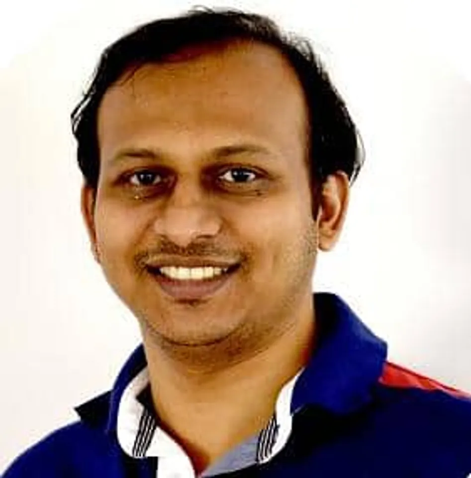 navaneethasquare image