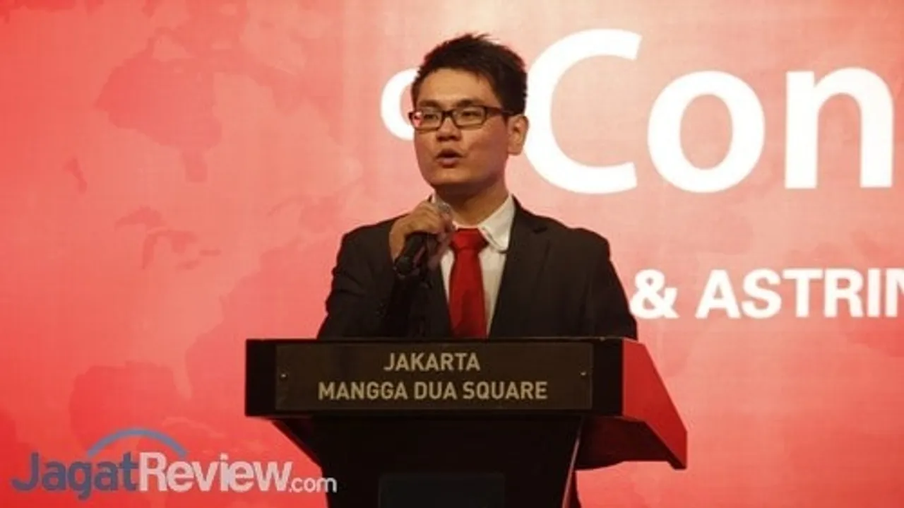 bruce zhou jpg