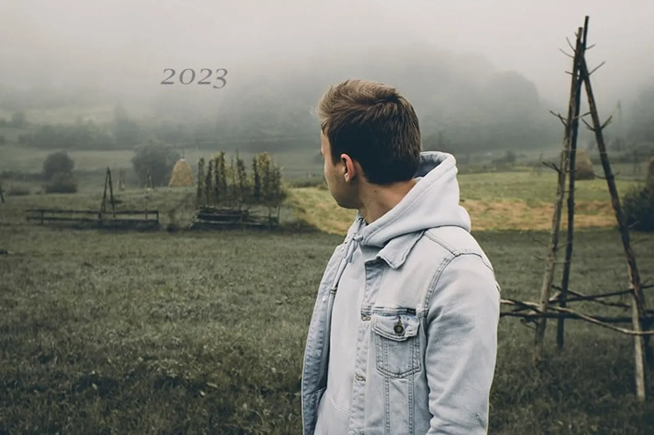 2023