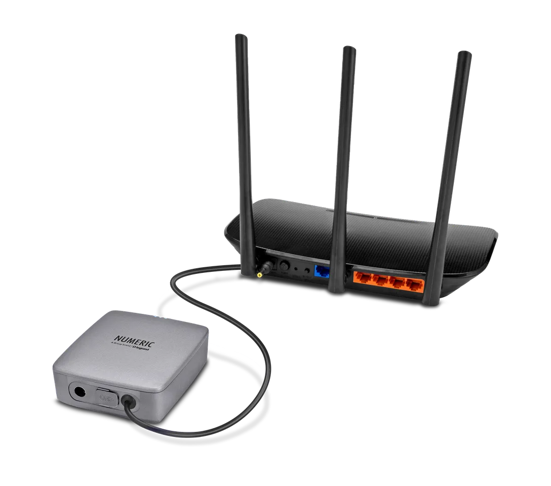 Mini UPS