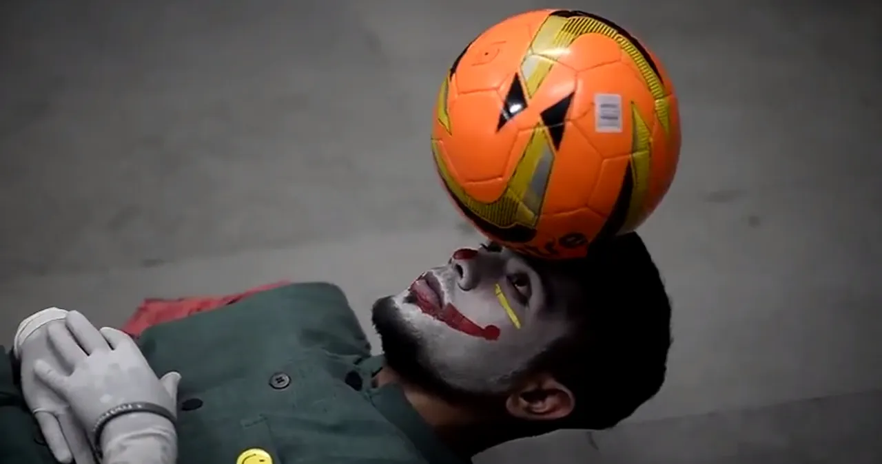 These Two Professional Footballers Dress Up As Clowns And Go To Hospitals. Here's Why.