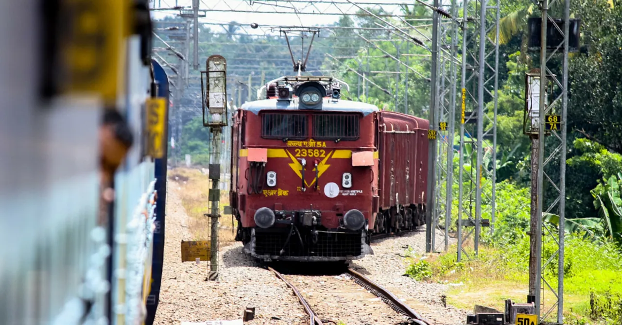 No More Dirty Tracks. Vacuum Toilets in an Indian Train for the First Time