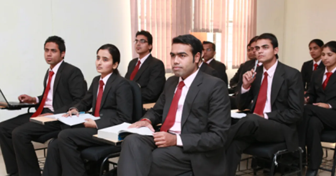 25K MBA Students and Others Grads Use This FB Group for Free Counselling and Job Consultations