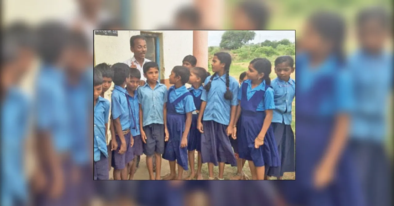 This Teacher Climbs a Hill Everyday to Keep a Village Govt School Running
