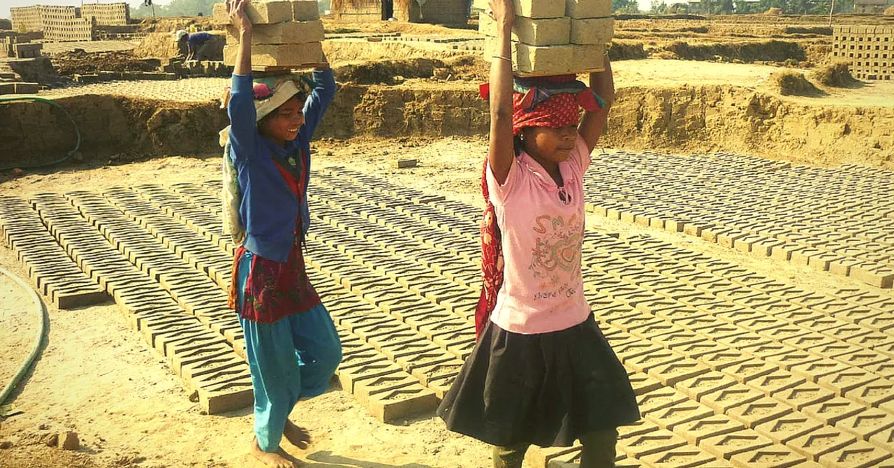 Brave 22-Year-Old Girl's Secret Operation Rescues 111 Children Working in a Gujarat Factory
