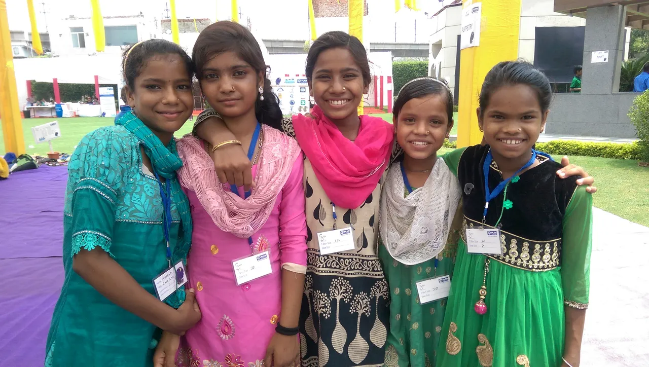TBI Blogs: Once a Ragpicker, 12-Year-Old Namita Now Dreams of Becoming a Teacher. And You Know What? She Could!