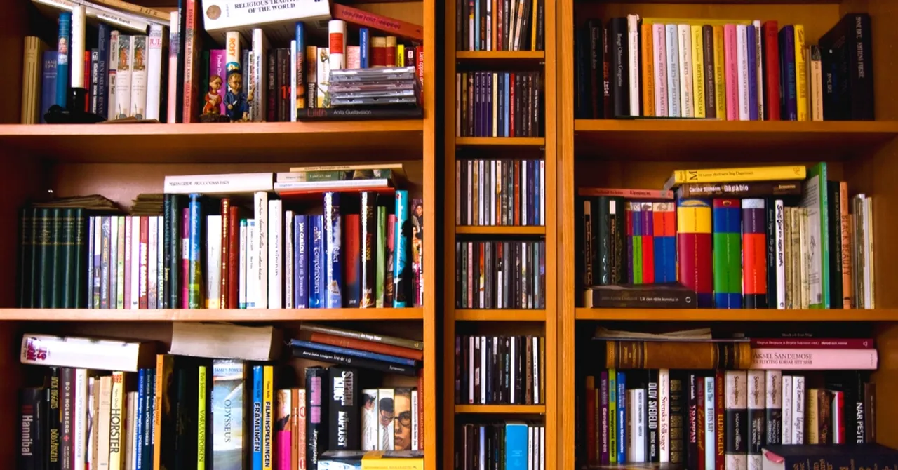 This FB Group Helps Book Lovers Get the Best Deals Online & Also Connect with Other Bibliophiles