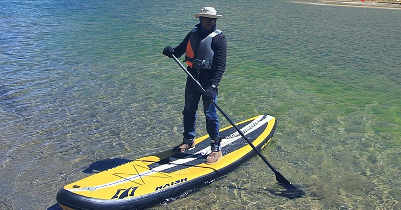 This Geologist Is Trying to Save Lakes in a Surprising Way - by Setting Records in Paddling!
