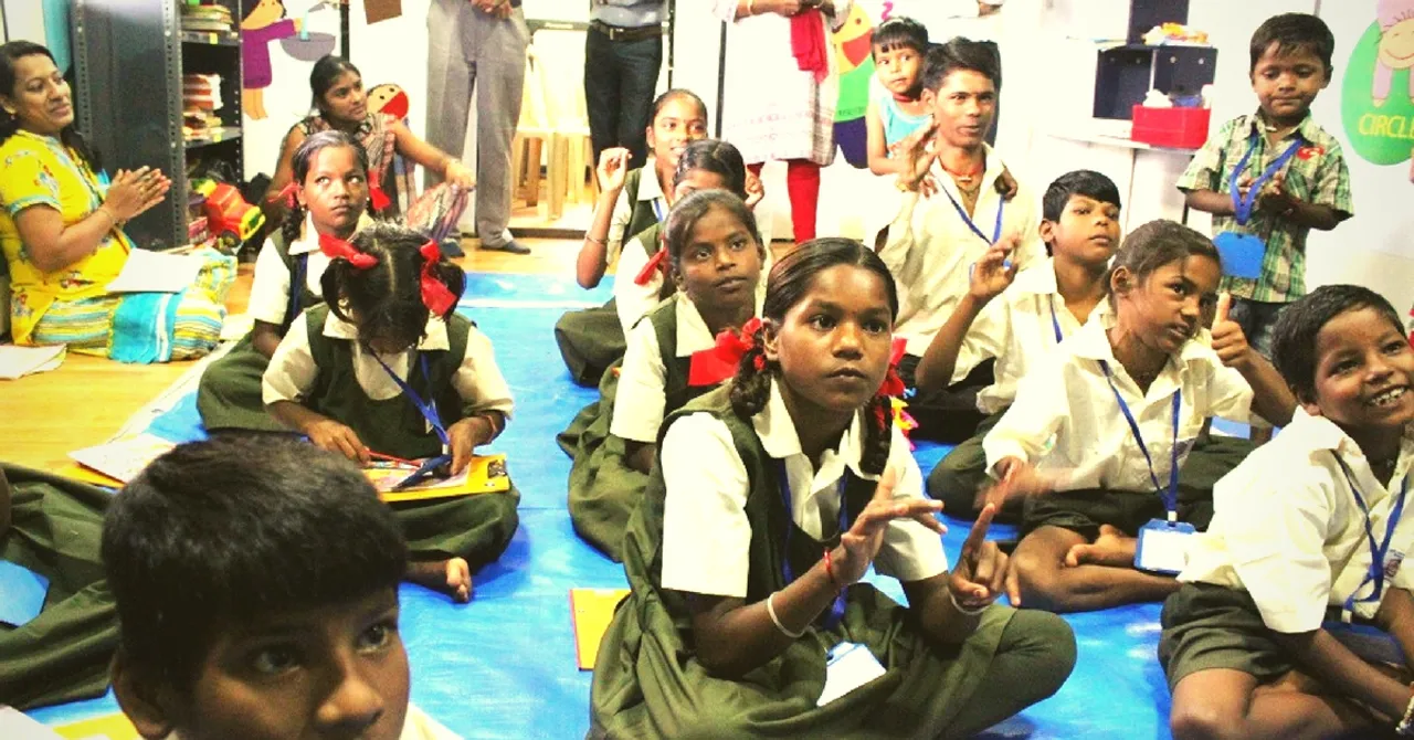 India's First Signal School, Where Street Kids Study in a Shipment Container Under a Flyover!
