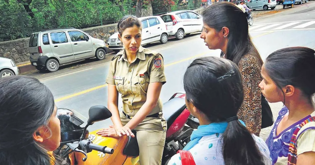 Delhi Cops Are "Stealing" University Students' Phones. For a Very Good Reason!