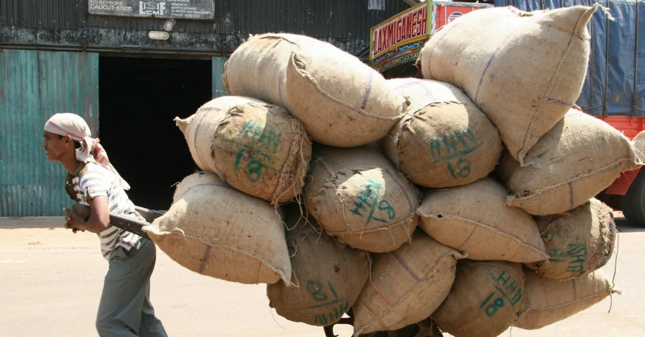 TBI Blogs: Towards an Unchained Nation – Analysing the Govt’s Revised Scheme to Rehabilitate Bonded Labourers