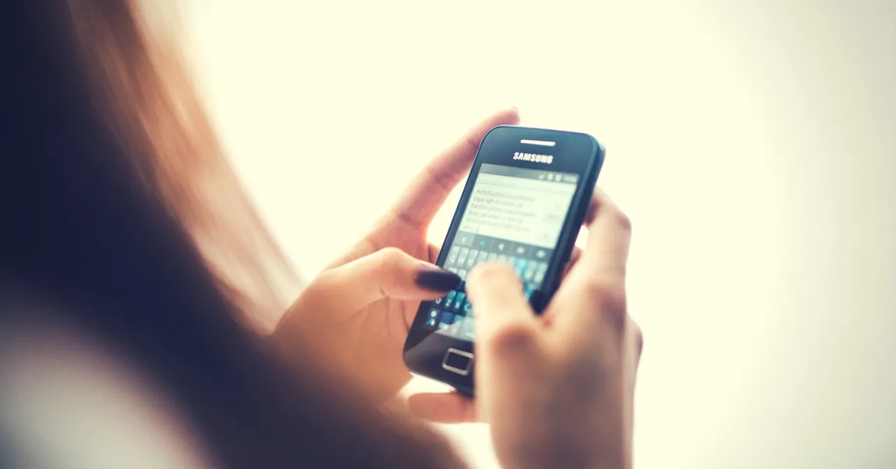 Want to WhatsApp in Your Mother Tongue? IIT-B's Unique Keyboard Makes It Easy!