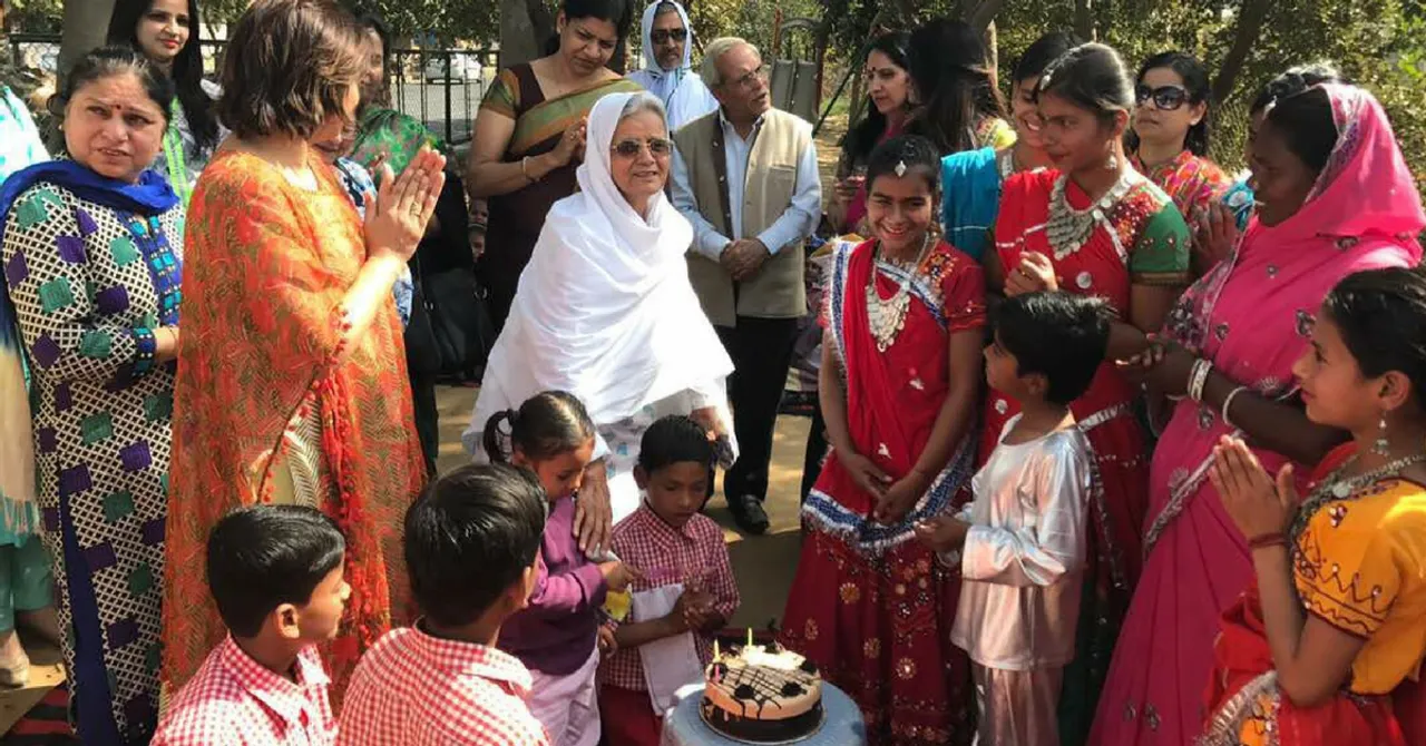 This 74-Year-Old Lady Is Using Her Time, Money & Energy to Educate Underprivileged Children