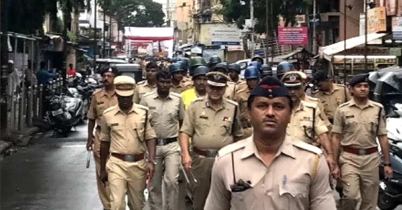 Pune's Police Kaka off to a Good Start, Reaches out to Harassed 14-Year-Old Girl