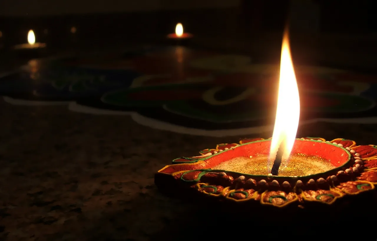 Perfect Thanksgiving: Here's Why an Engineer Spends Every Diwali Making Diyas