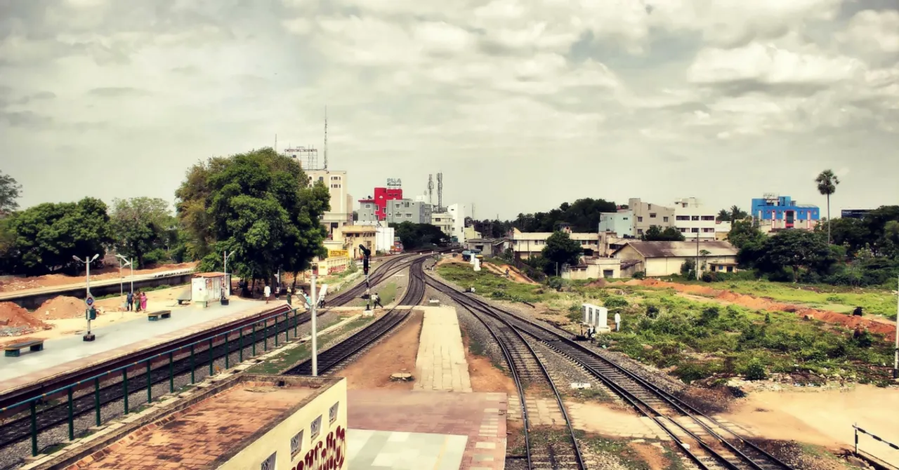 Railways to Spend Rs 1000 Crore Every Month to Fix Their Tracks