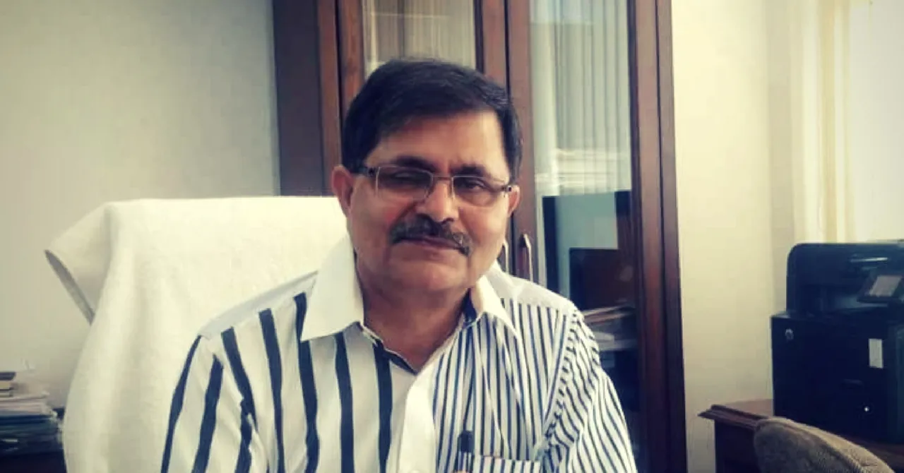 Shunted 71 times in 34 years, This IAS Officer Was Not Even Paid For Last 6 Months