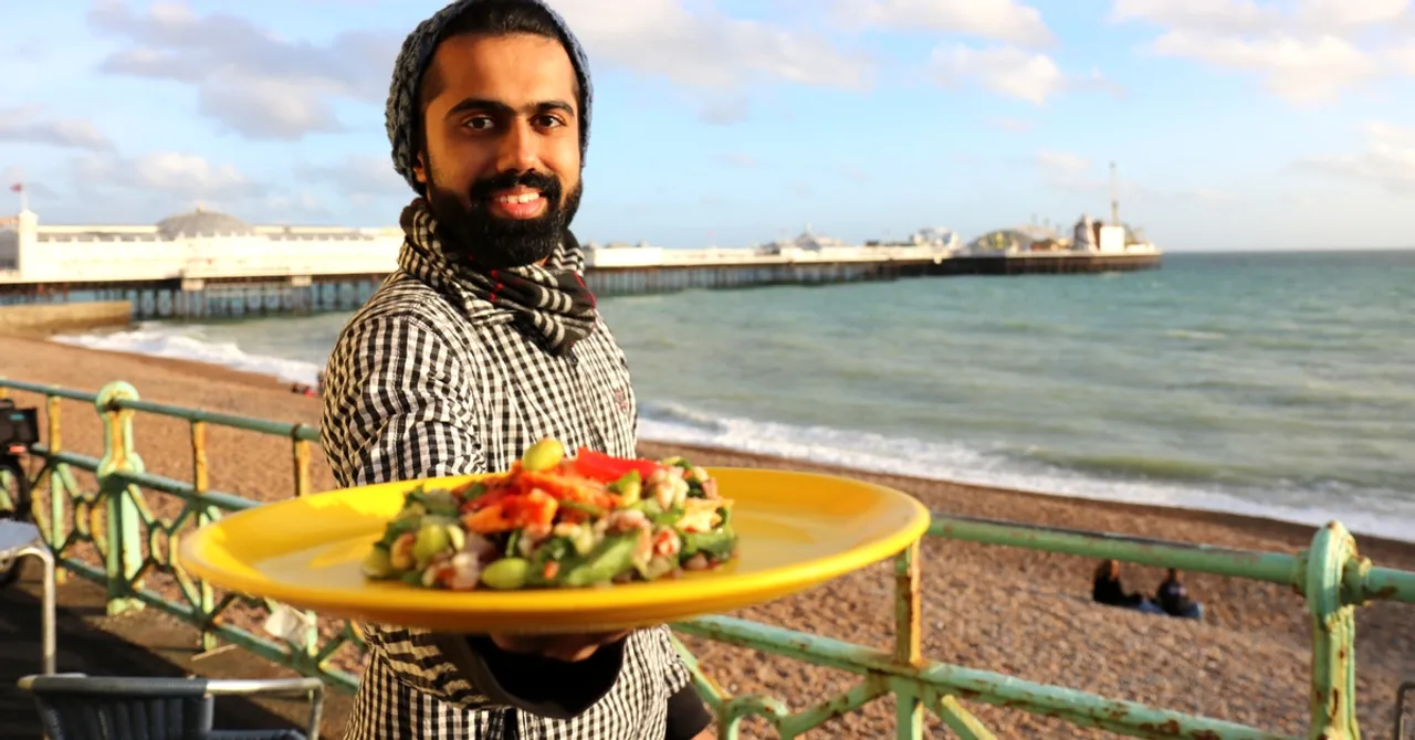 How a Delhi Engineer and His 'Yellow Plate' Became an Instagram Sensation!