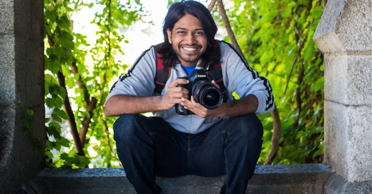 Mumbaikar's Heartwarming Tribute Shows How Teachers Can Give Wings to Dreams!