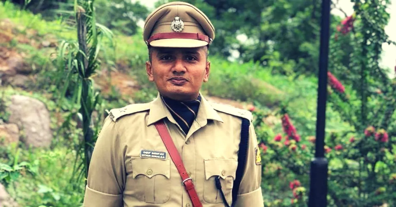'Was a Backbencher, Failed UPSC 4 Times': IPS Officer’s Post Wins Netizens’ Hearts