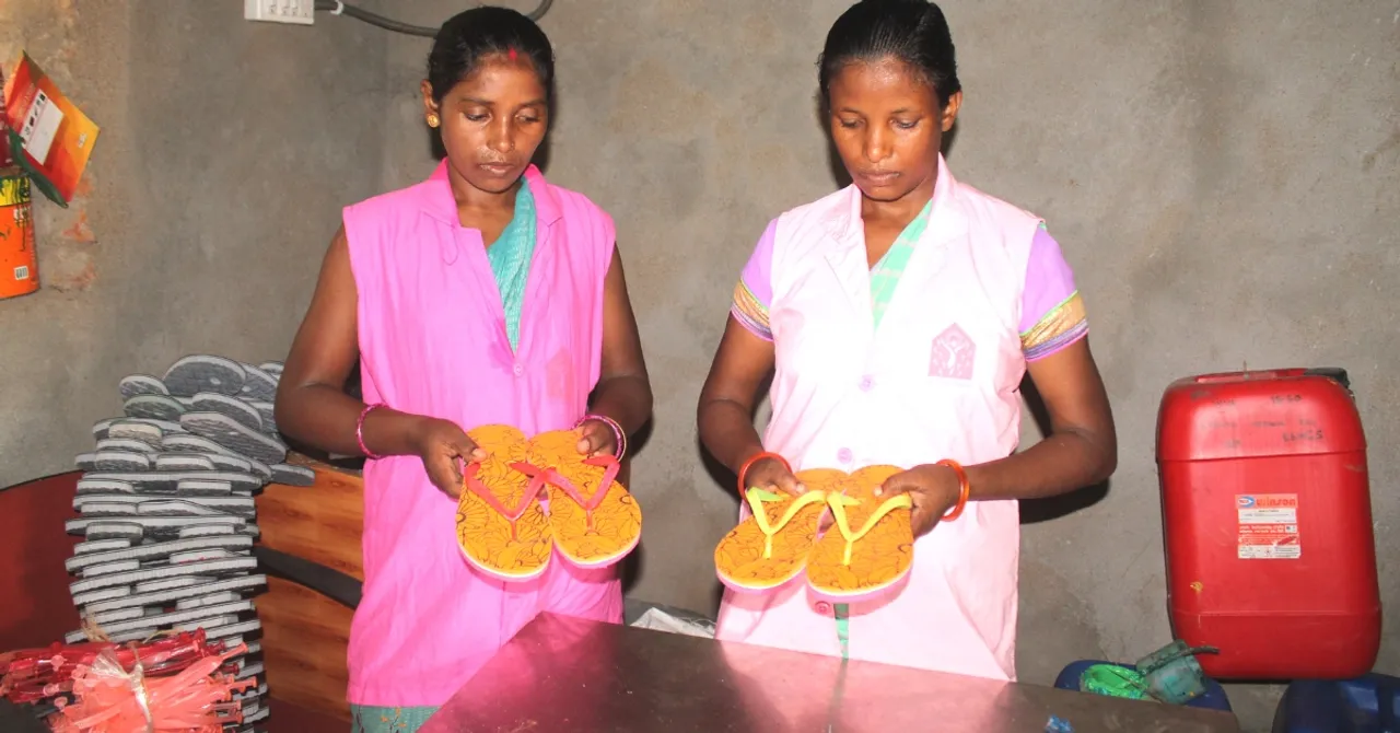 Jharkhand Women Give up a Day's Income, Make & Send Slippers to Kerala Victims