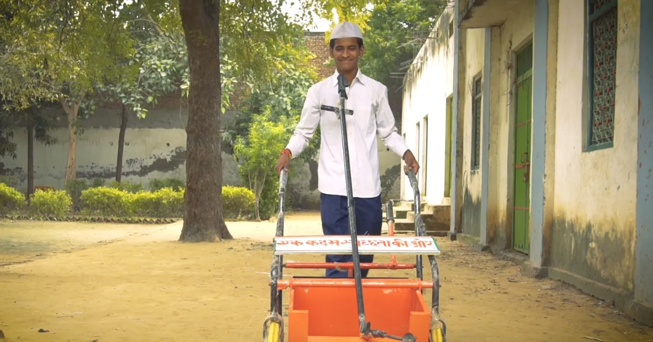 No Battery, No Electricity: 15-YO’s Unique Garbage-Collection Cart Is Winning Awards!