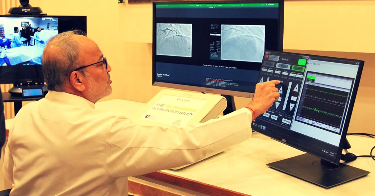 In a First, Gujarat Doctor Uses Robots To Conduct Heart Procedure From 32 Kms Away!